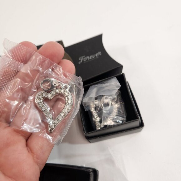 Forever / Paula Abdul / Avon Bundle Rhinestone Heart Pendant & Hollywood Studs - Picture 8 of 12